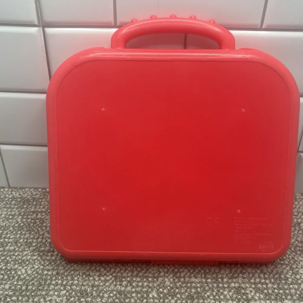 Sesame Streets Elmo On The Go ABC Carrying Case With ALL Letters!